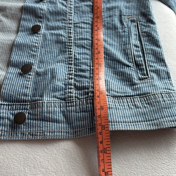 MAX JEANS Blue & White Striped Jean Jacket - Picture 9 of 9